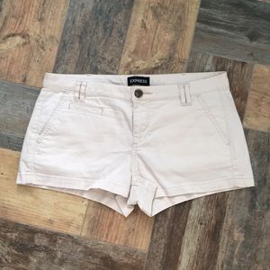 Express khaki shorts size 4
